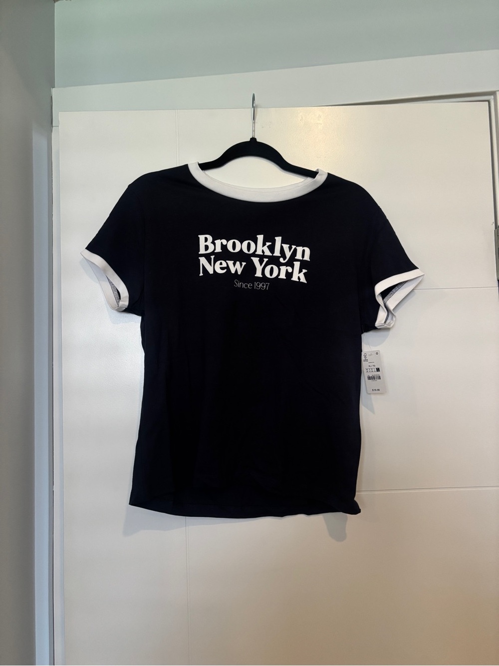 NWT Ardene Brooklyn New York Contrast Ringer Tee - Navy & White